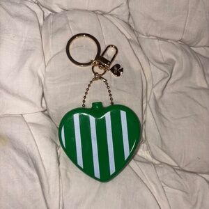 ✨ Kate Spade Green Stripe Heart Rubber Coin Pouch ✨